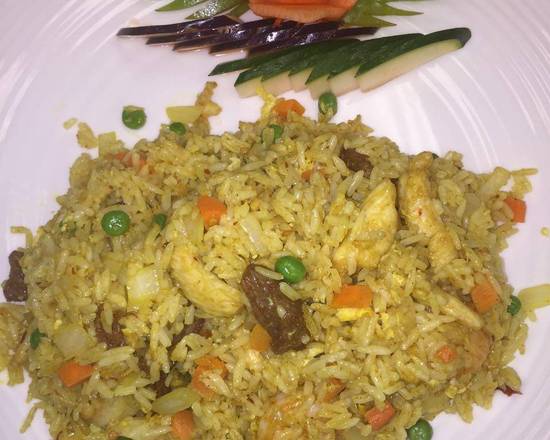 Order Curry Fried Rice food online from Hunan Cafe - Alexandria store, Alexandria on bringmethat.com