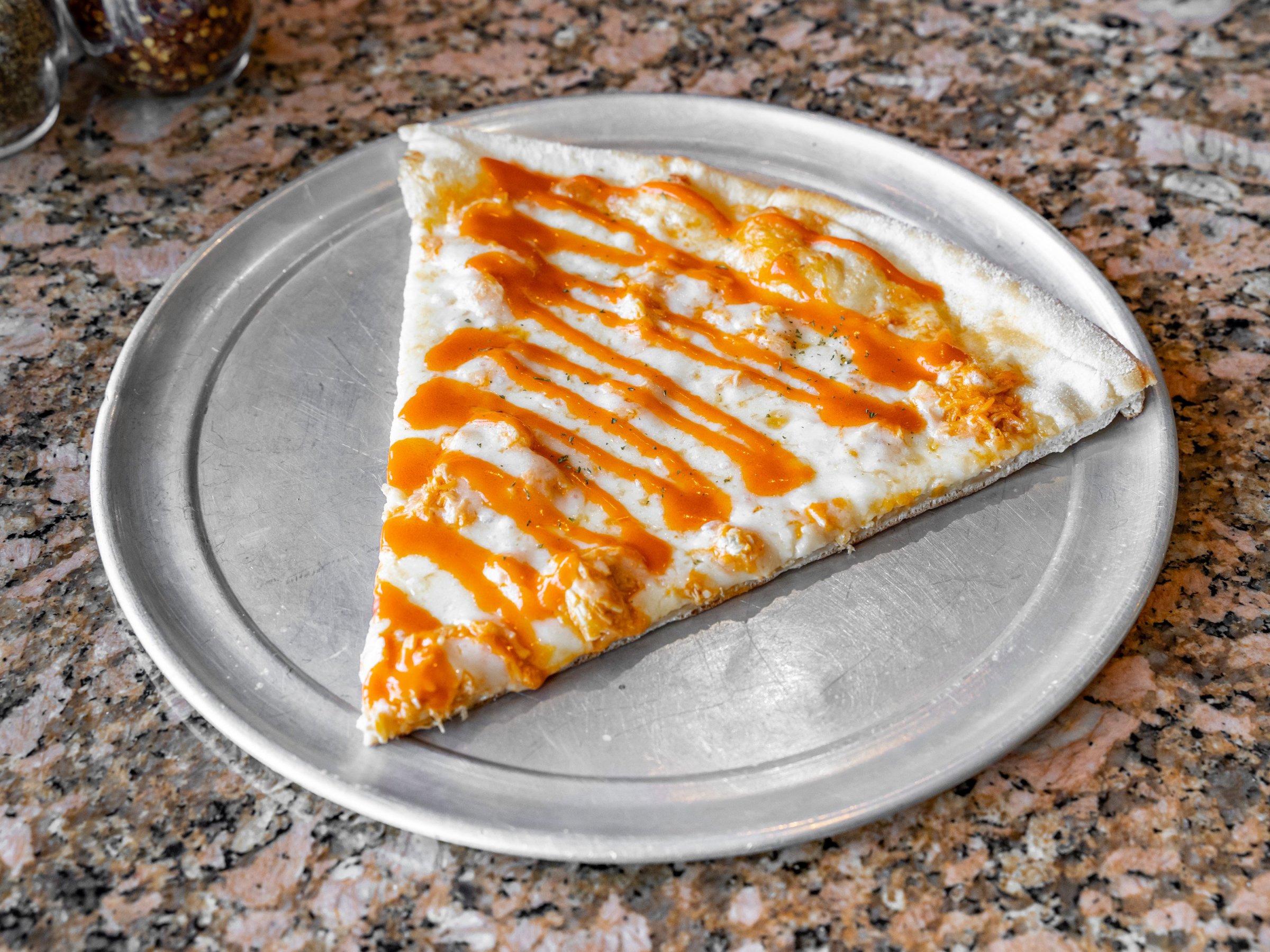 Order Buffalo Grilled Chicken Pizza  food online from Camilas Pizzeria Iv store, Morrisville on bringmethat.com