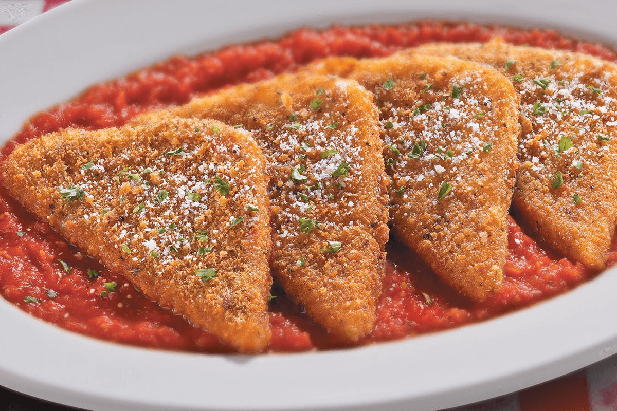 Order Fried Mozzarella food online from Buca Di Beppo store, Westlake on bringmethat.com