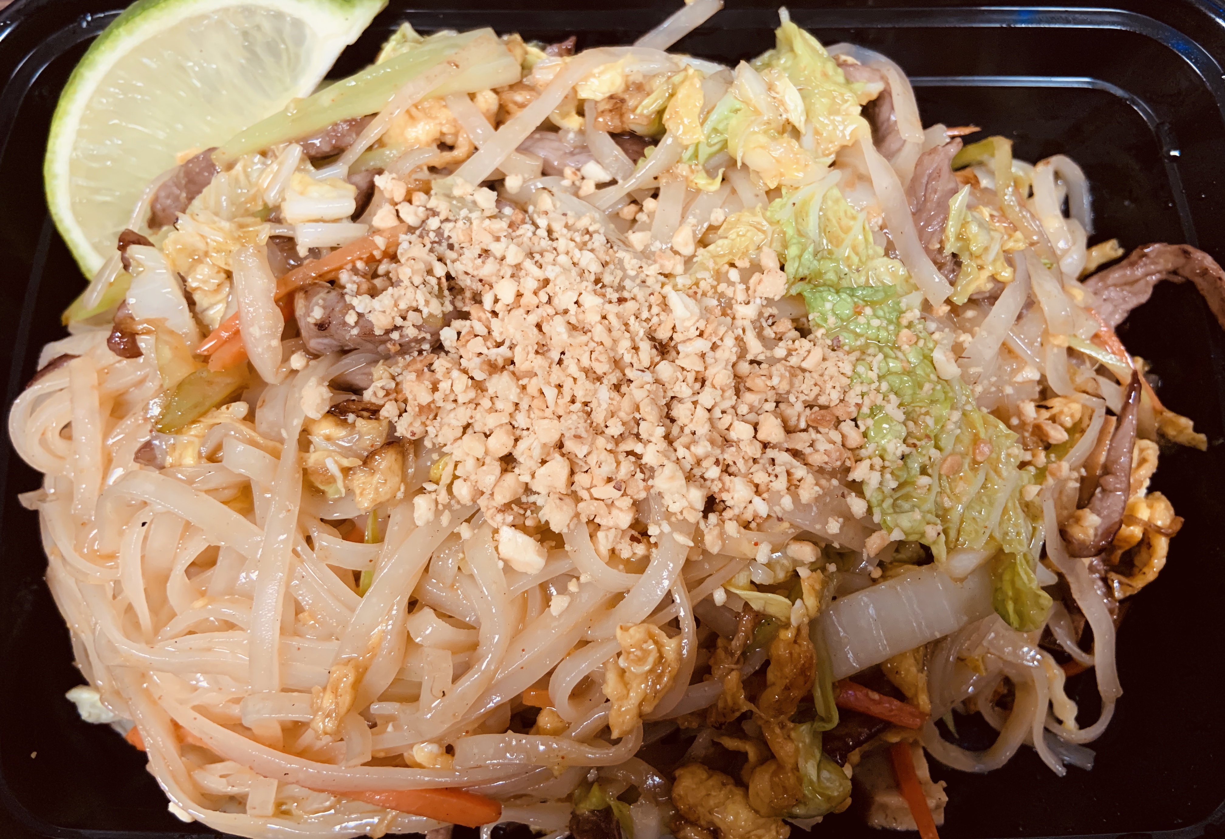 Order Pai Thai Noodles Beef food online from Wasabi Steakhouse store, Salem on bringmethat.com
