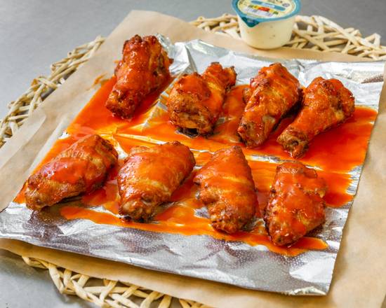 Order Hot Wings food online from Jet City Pizza store, Newcastle on bringmethat.com