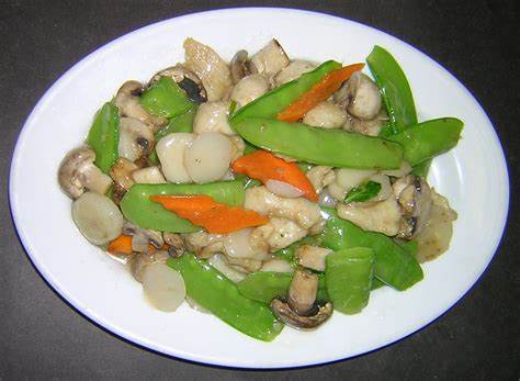 Order 79. Moo Goo Gai Pan food online from Taste of Asian store, Lodi on bringmethat.com