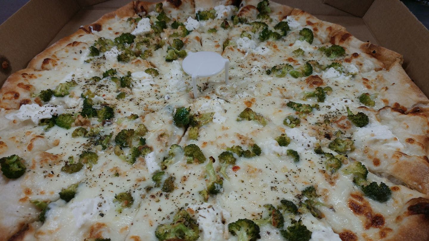 Order White Broccoli Pizza - Personal 10'' food online from Georgie Porgie Pudding & Pies store, Allentown on bringmethat.com