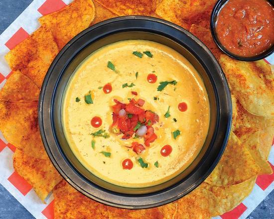 Order Beaumont Beer Queso food online from Nashville Hot Chicken Shack store, Beaumont on bringmethat.com
