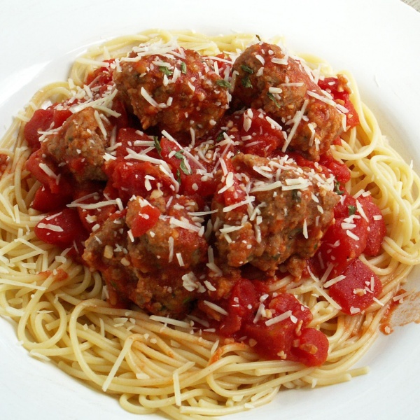 Order Spaghetti with Meatballs food online from Shinar Pizza Market store, El Cajon on bringmethat.com