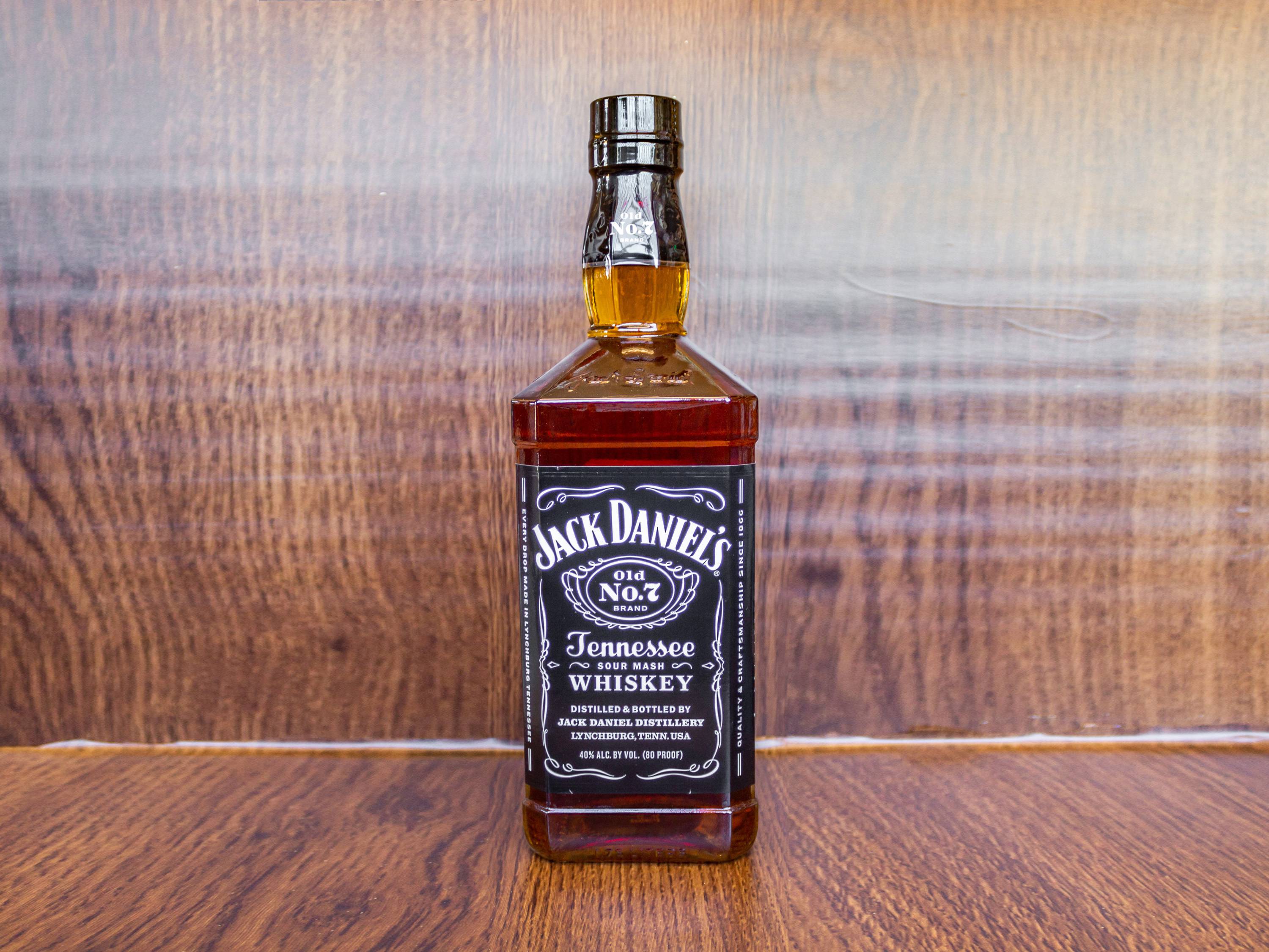 Order Jack Daniel's Old No. 7 food online from Fort Hill Liquor Store store, Rochester on bringmethat.com