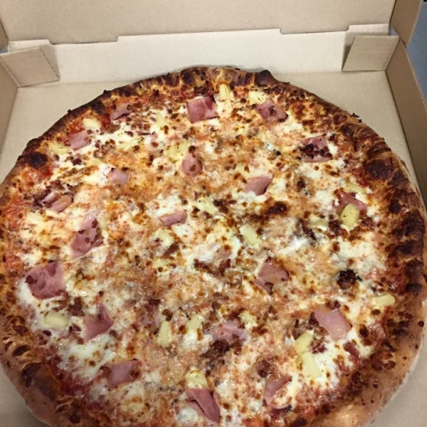 Order Hawaiian Pizza food online from Ricky's New York Pizza store, Durham on bringmethat.com