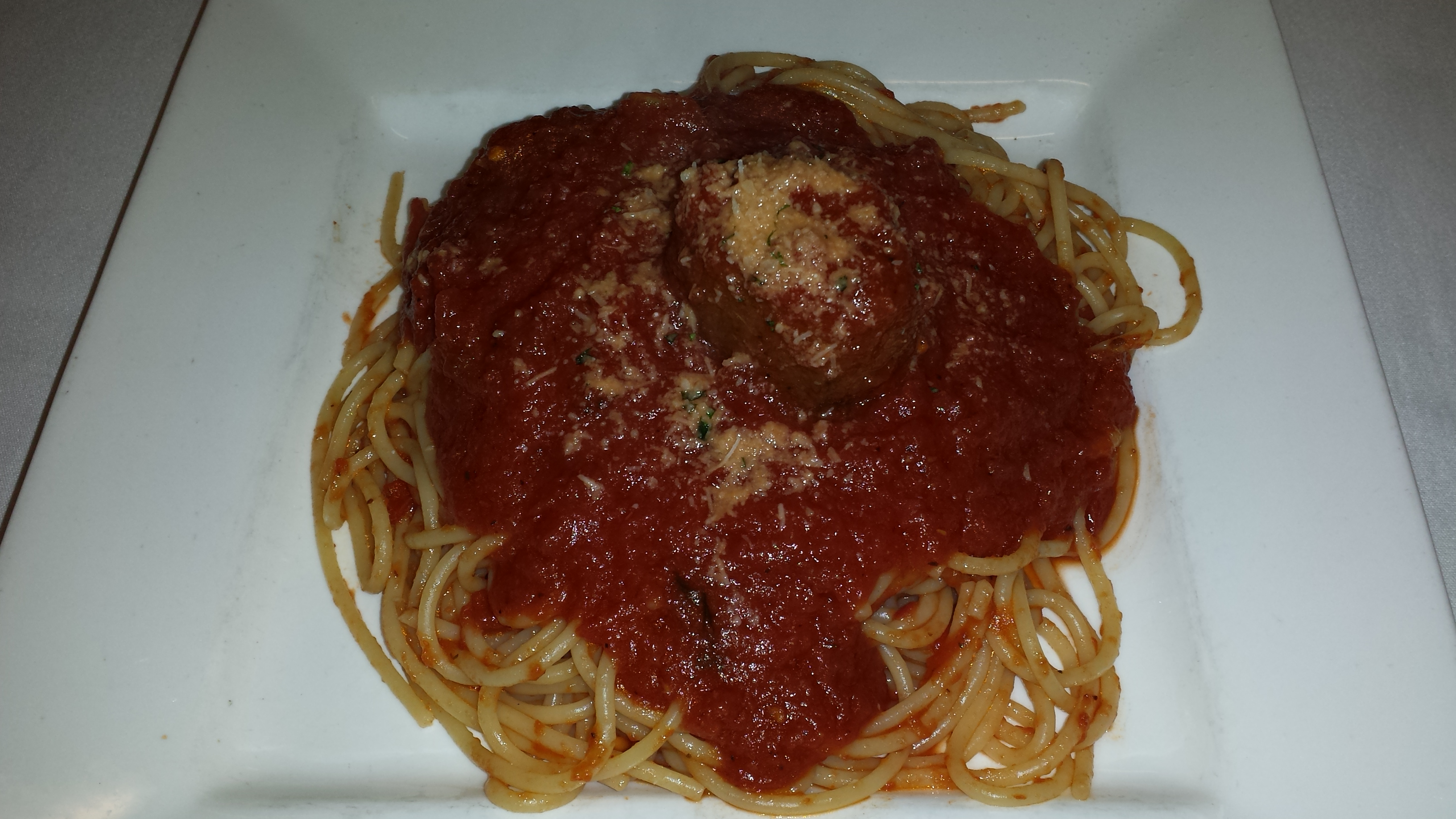 Order Spaghetti Dinner food online from Sam Ristorante & Pizzeria store, Rockford on bringmethat.com