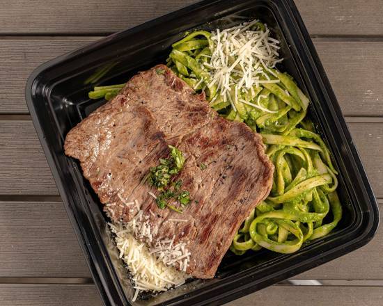 Order Tallarines Verde W/Grilled Beef food online from Lomo Saltado Empire store, Rancho Cucamonga on bringmethat.com