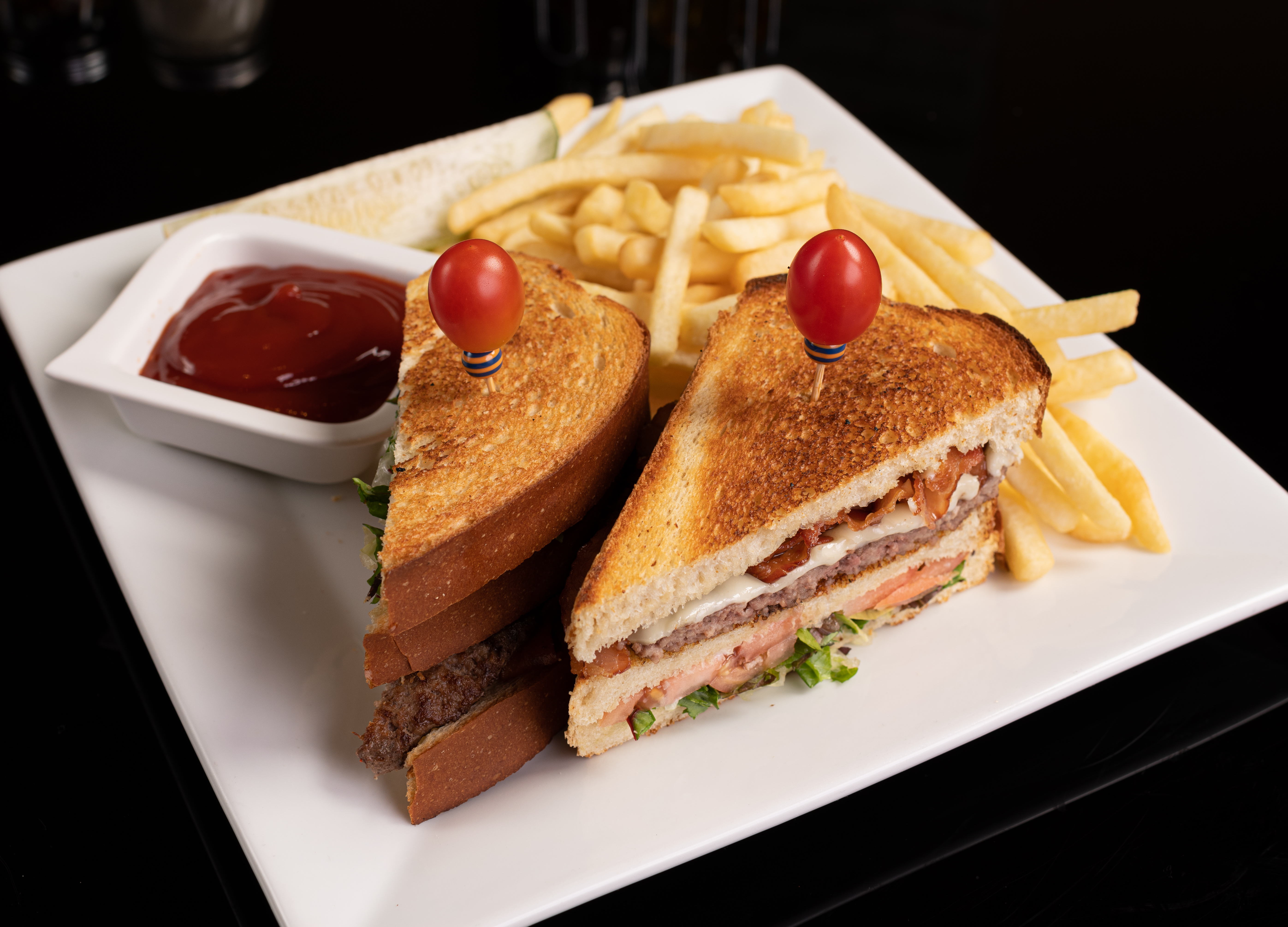 Order Pastrami Melt with Fries food online from Avellino's store, Medford on bringmethat.com