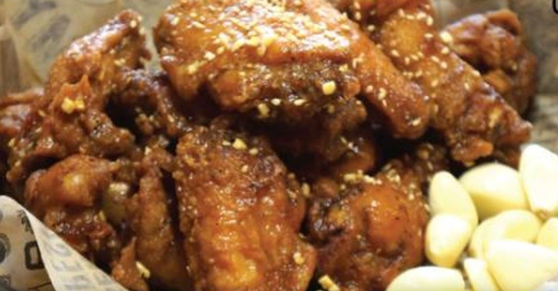 Order Soy Sauce and Garlic Chicken 간장 마늘 치킨 food online from Pyeong Chang Tofu store, Oakland on bringmethat.com