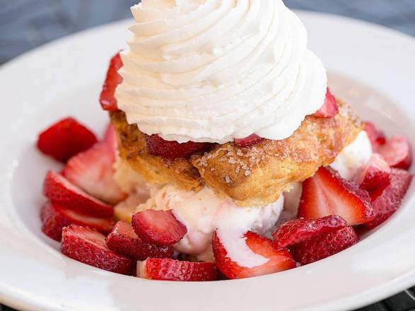 Order Strawberry Shortcake food online from Branch House Tavern store, Flowery Branch on bringmethat.com