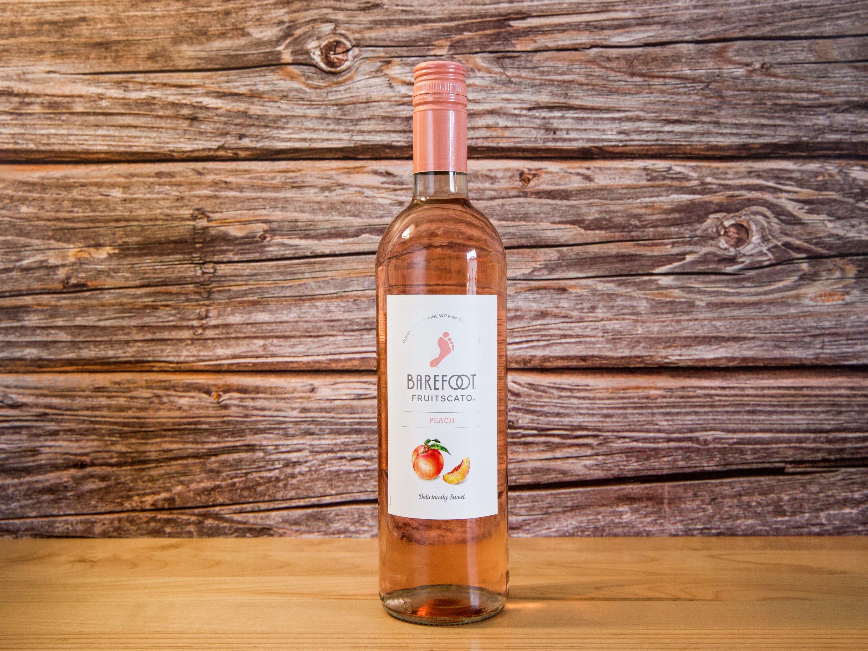 Order Barefoot Moscato Peach food online from Taipei Fine Wine & Liquor 台北酒莊 store, NY on bringmethat.com