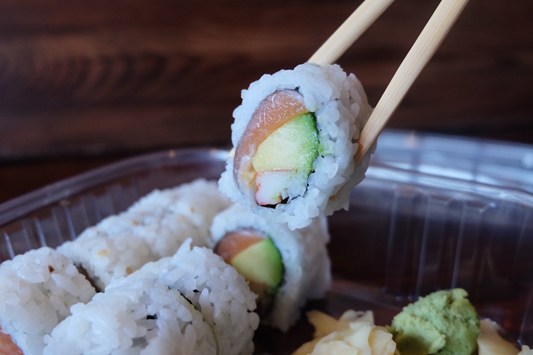 Order Alaska food online from Yuzu Sushi store, Chicago on bringmethat.com