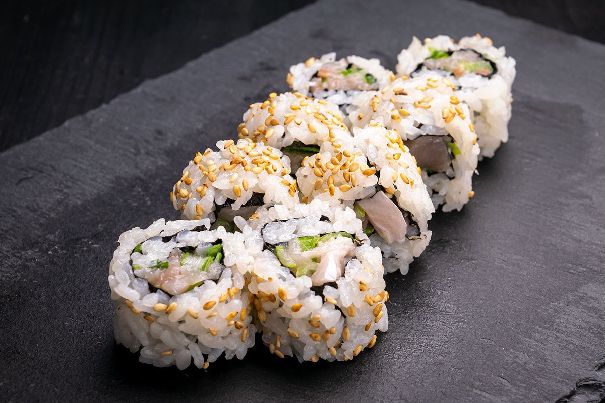 Order Yellowtail Scallion Roll food online from Robata Jinya store, Los Angeles on bringmethat.com