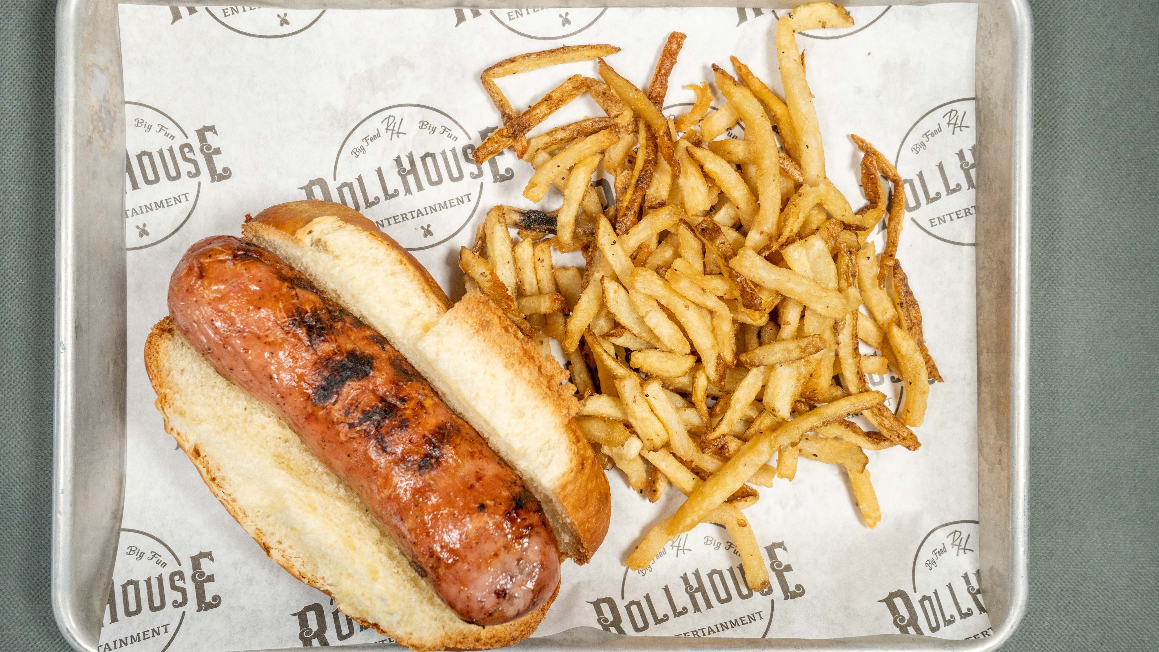 Order Smoked Slovenian Sausage food online from Dick And Alice Sausage And Pierogies Haus store, Cleveland on bringmethat.com
