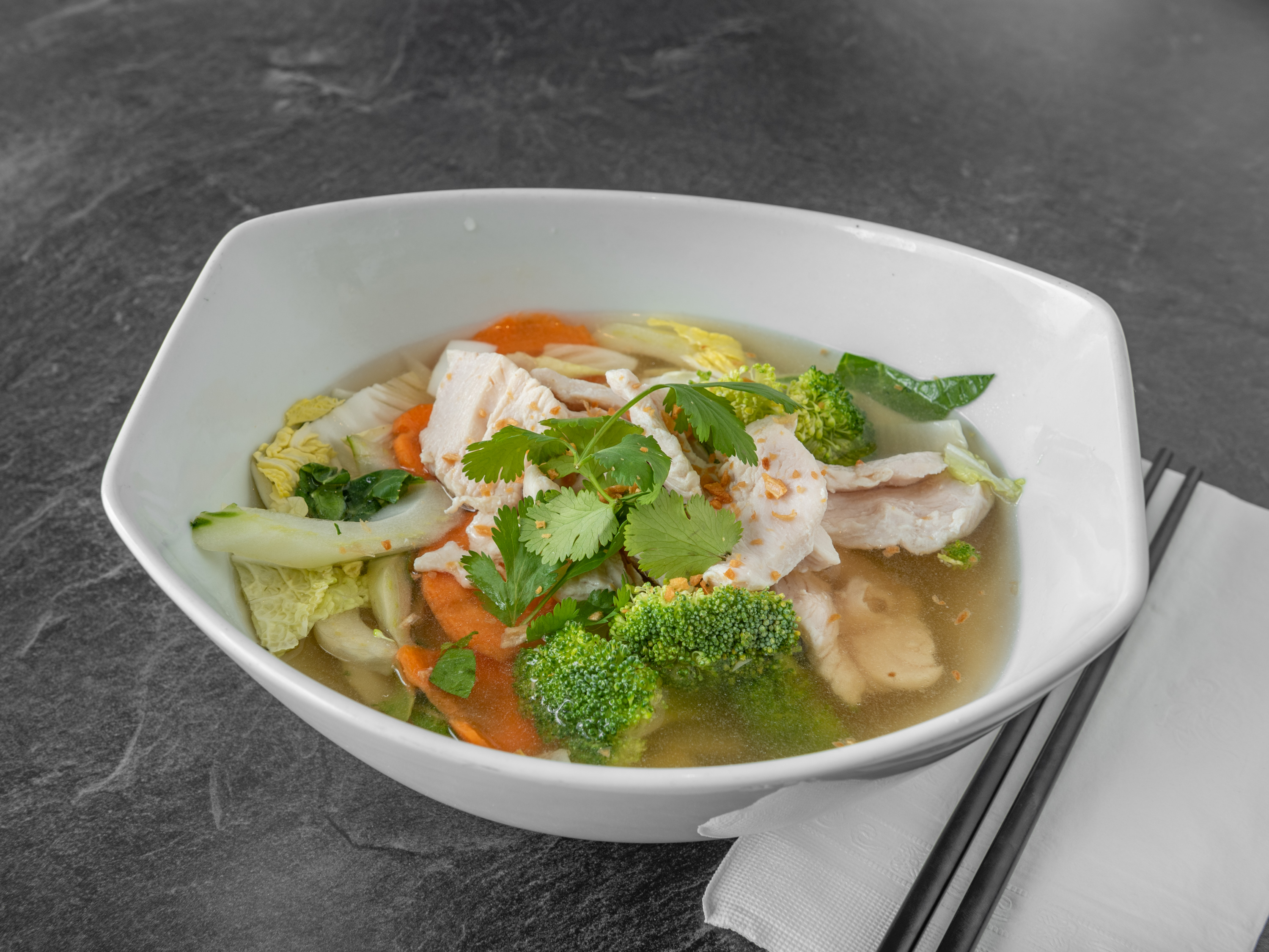 Order 12. Chicken Veggie Soup food online from Thai Noodles Cafe store, Libertyville on bringmethat.com