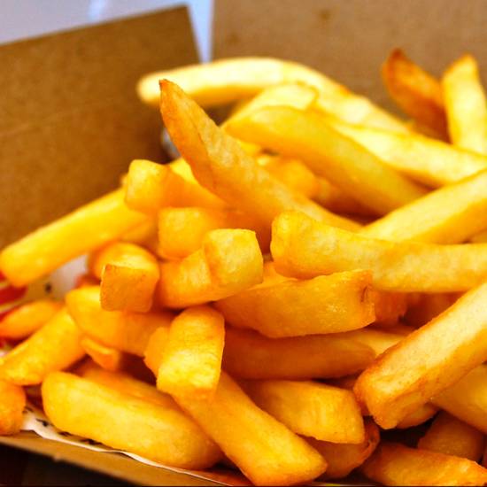 Order French Fries food online from Brazas Bbq Chicken store, Philadelphia on bringmethat.com