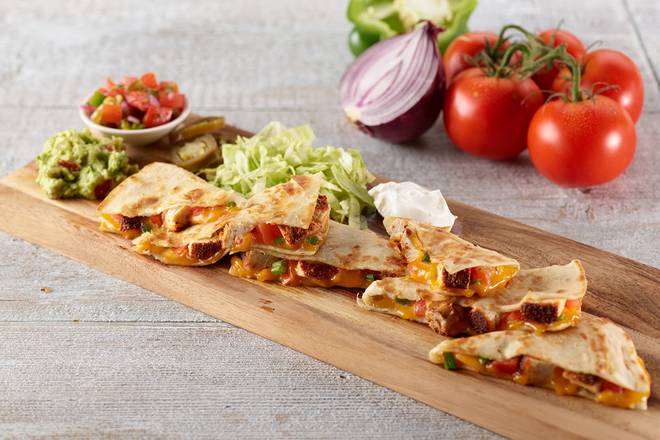 Order Chicken Quesadilla food online from Ruby Tuesday store, Hinesville on bringmethat.com