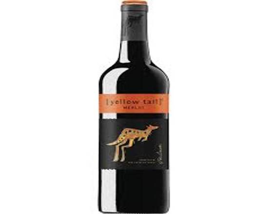 Order Yellow Tail Merlot 750 ml food online from Pacific Liquor Market store, Bell Gardens on bringmethat.com