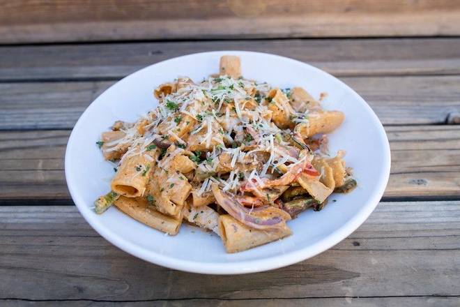 Order Spicy Penne Pasta food online from Varsity Tavern store, Tempe on bringmethat.com