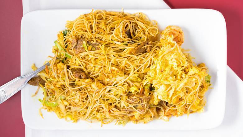 Order Singapore Style Noodle food online from Chef J store, Scottsdale on bringmethat.com