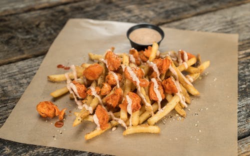 Order Native Buffalo Fries - Appetizer food online from Native Grill & Wings store, Laveen Village on bringmethat.com