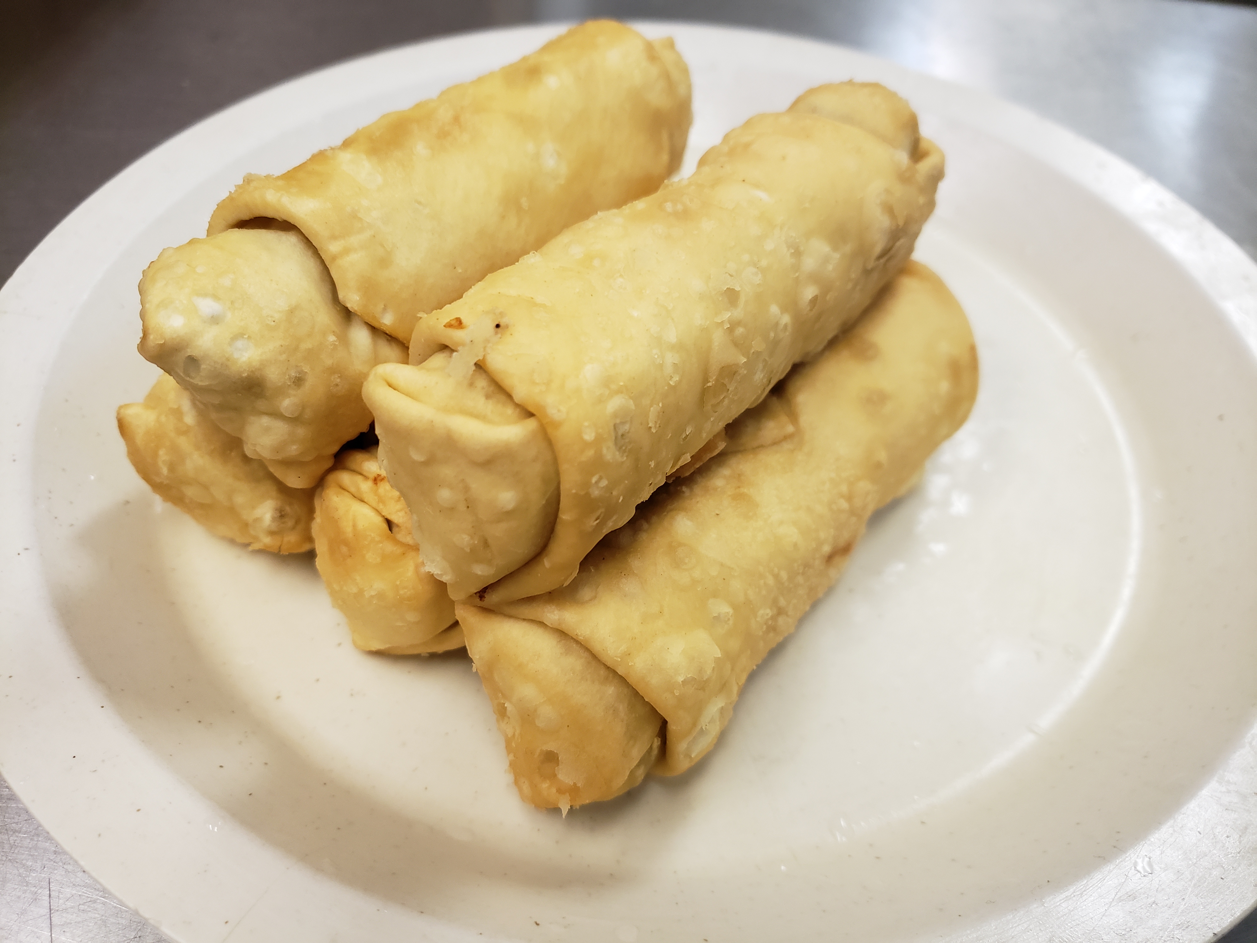 Order Egg Roll food online from Golden Chef Chinese Kitchen store, Chicago on bringmethat.com