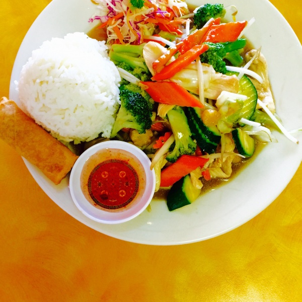 Order Vegetable Delight food online from Thai Kitchen store, The Colony on bringmethat.com