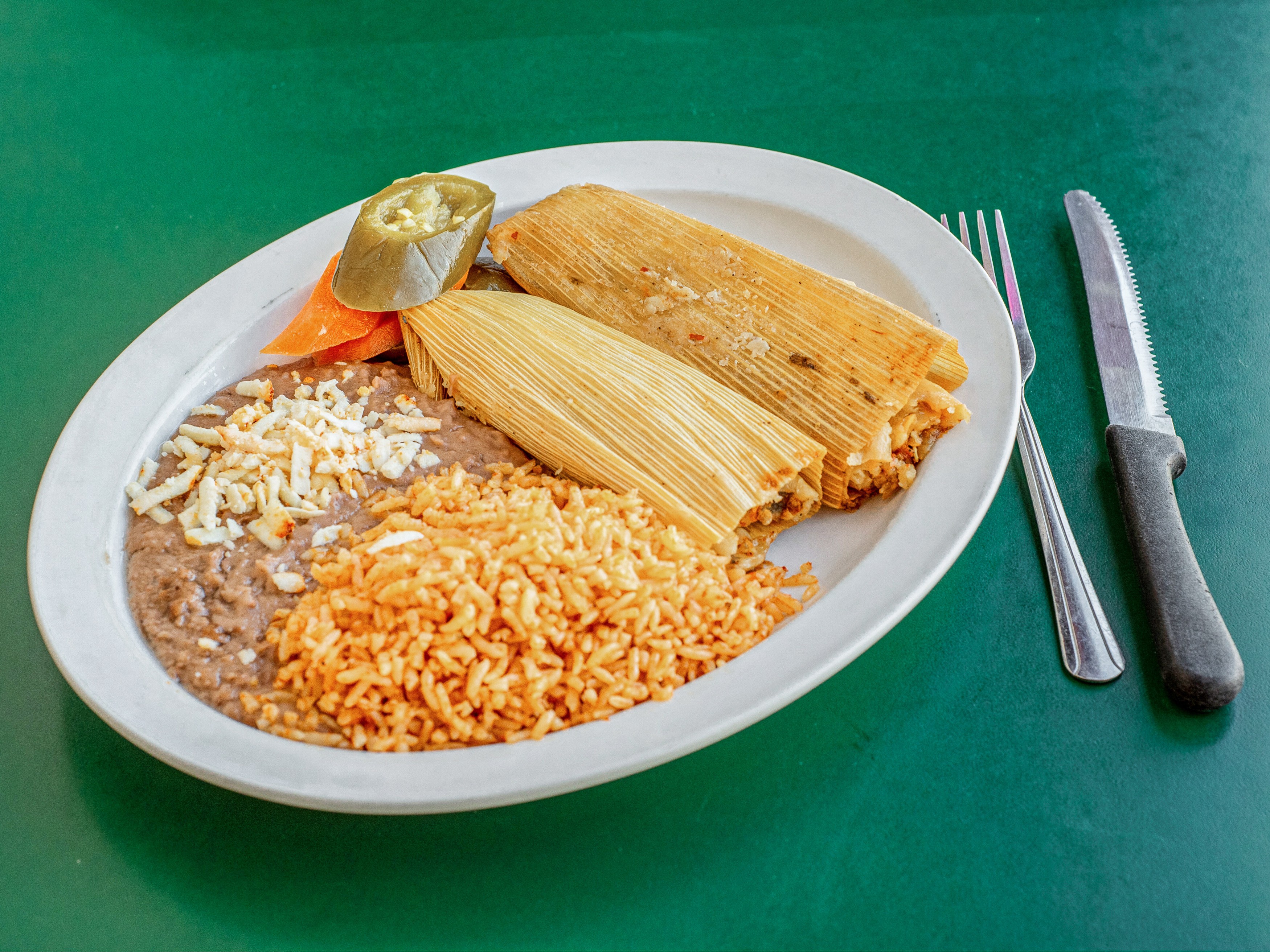 Order Tamal Dinner  food online from El Cortez Restaurant store, Country Club Hills on bringmethat.com