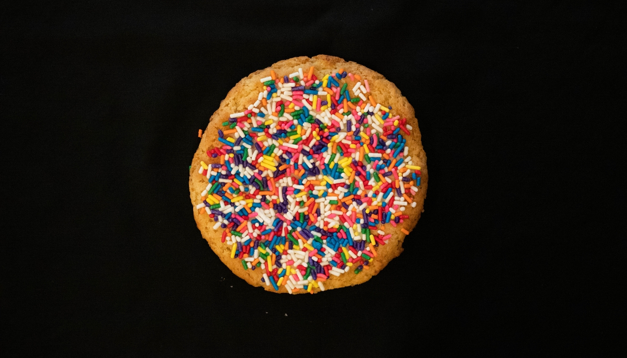 Order Rainbow Sprinkle Cookie food online from Sparrow Coffee store, Naperville on bringmethat.com