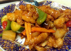 Order H1. Sweet & Sour Chicken food online from Bua Thai Restaurant store, Old Orchard Beach on bringmethat.com
