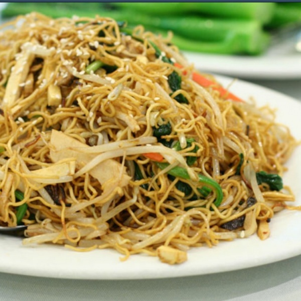Order 9. Chicken Chow Mein food online from Kabab Stop store, Baltimore on bringmethat.com