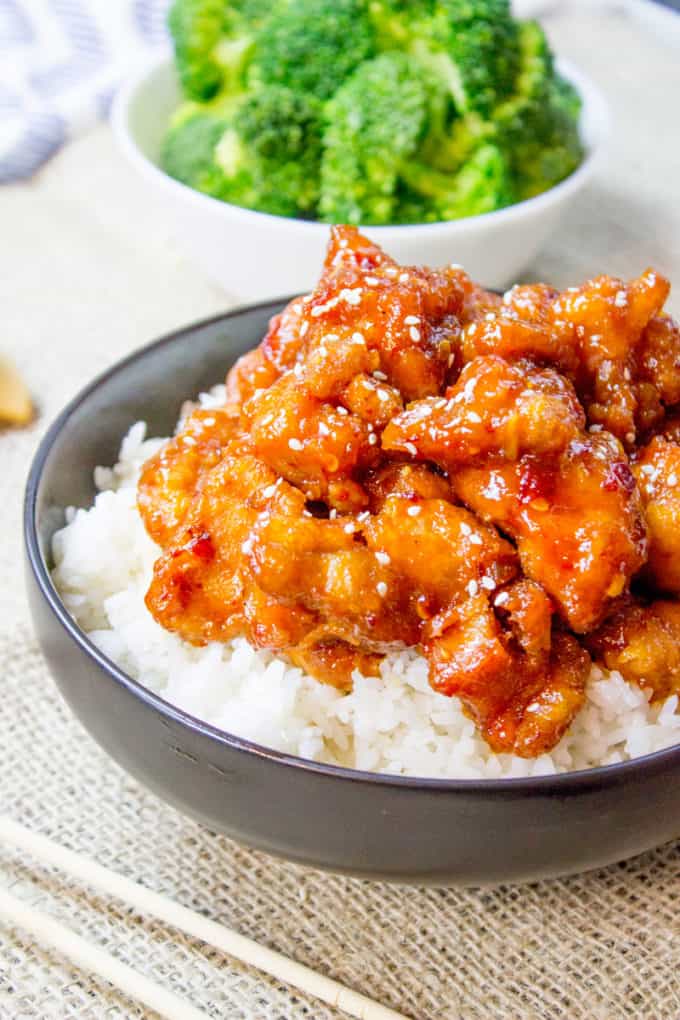 Order General Tso's Chicken （左鸡） food online from Fuji Grill Buffet store, Parma on bringmethat.com