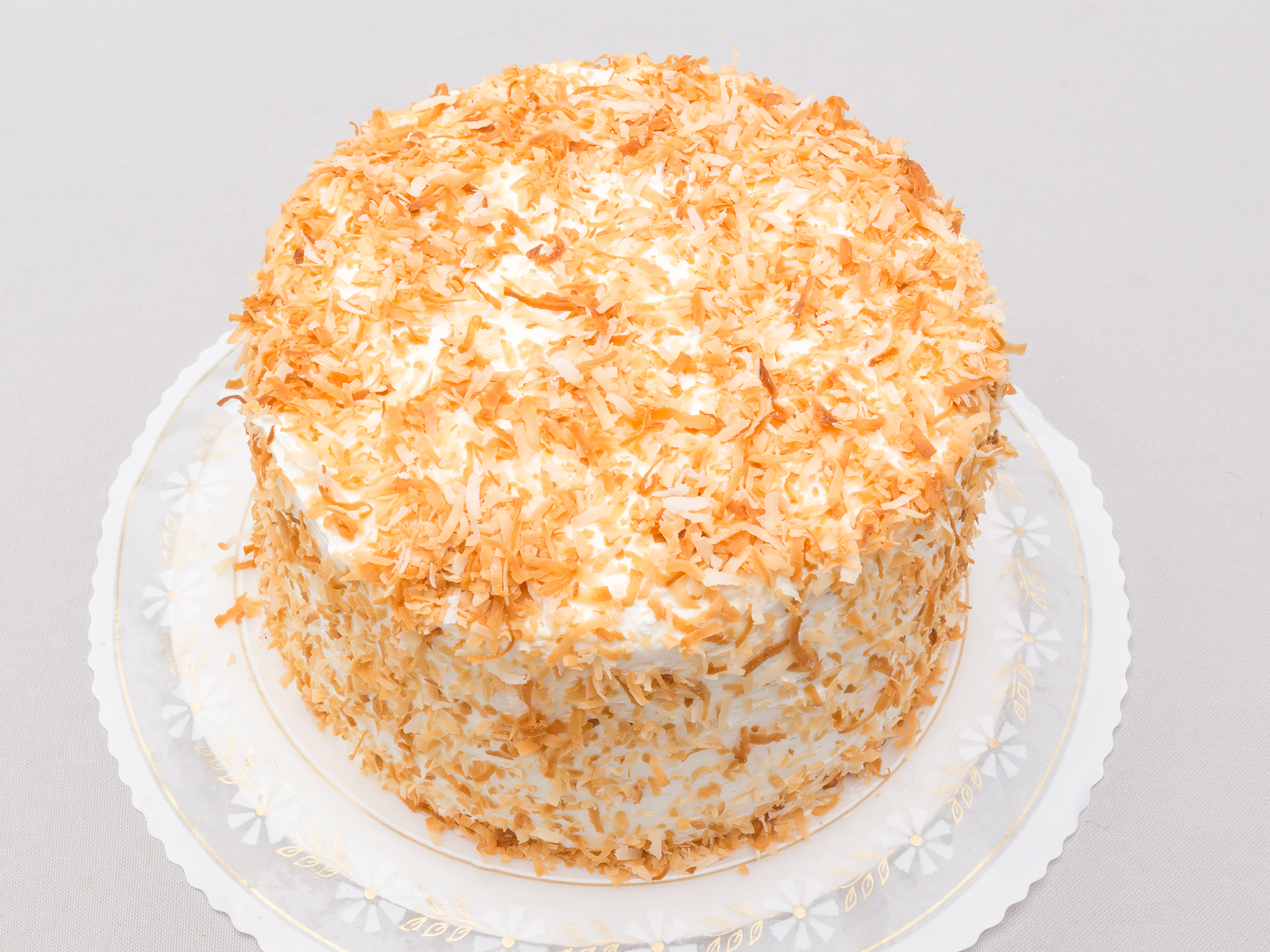 Order 8" Italian Cream Cake with Cream Cheese Icing food online from Yong's Bakery store, Houston on bringmethat.com