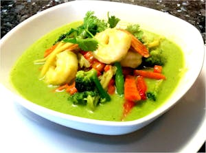 Order 4. LM Green Curry food online from Chai Yo Thai Cuisine store, Riverview on bringmethat.com