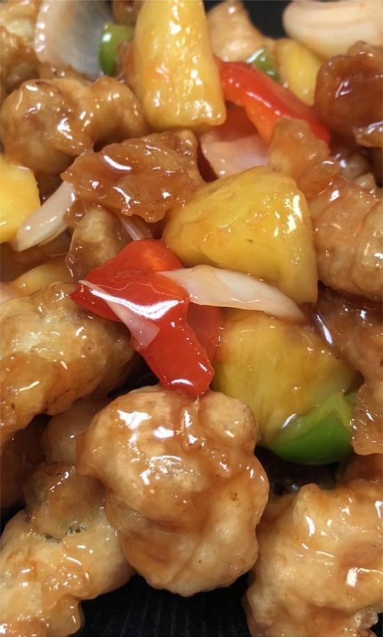 Order 138. Sweet and Sour Chicken 甜酸雞球 food online from E Plus Cafe store, South San Francisco on bringmethat.com