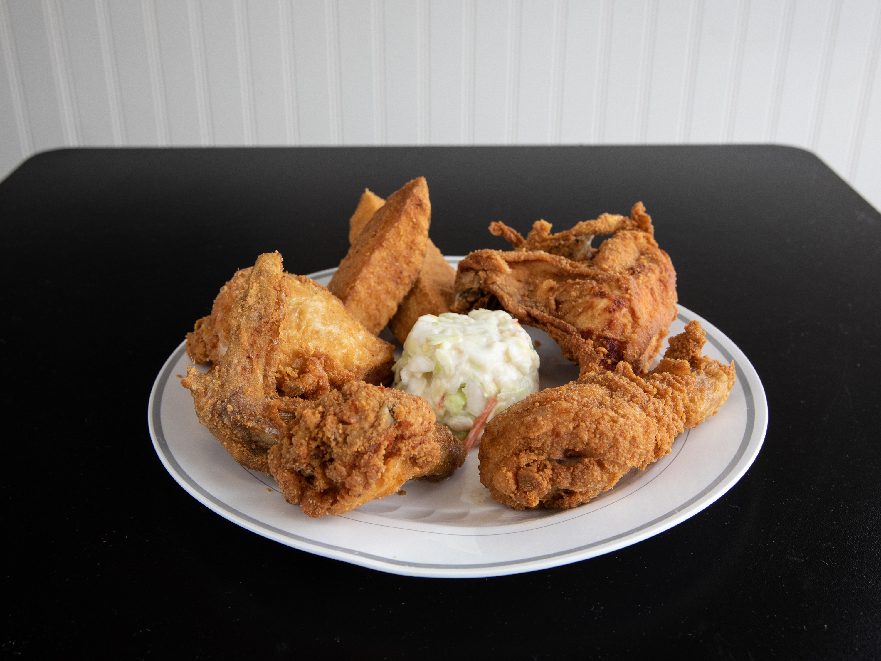 Order 4 Pieces Chicken Dinner food online from Uncle Nick's Greek Fried Chicken store, Austintown on bringmethat.com