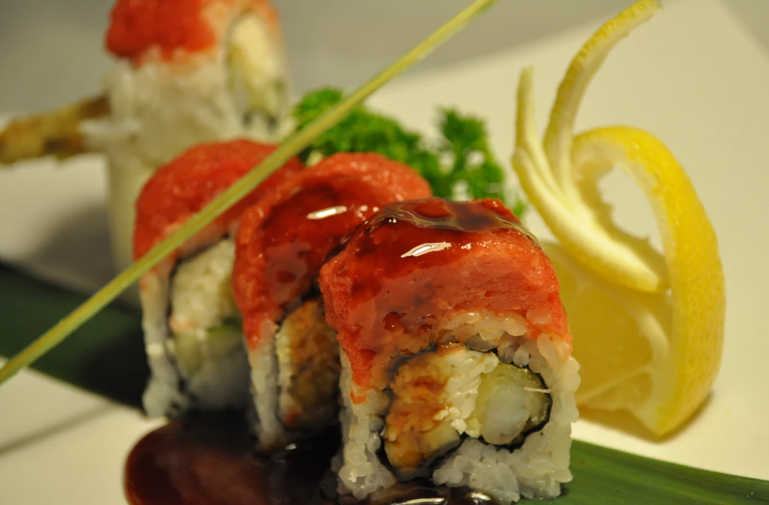 Order Hot Night Roll food online from Dake Sushi store, Simi Valley on bringmethat.com