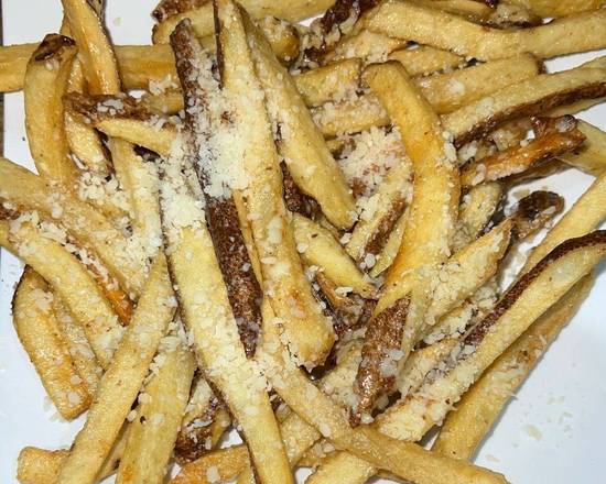 Order Garlic Fries food online from Balboa Tap House store, San Diego on bringmethat.com