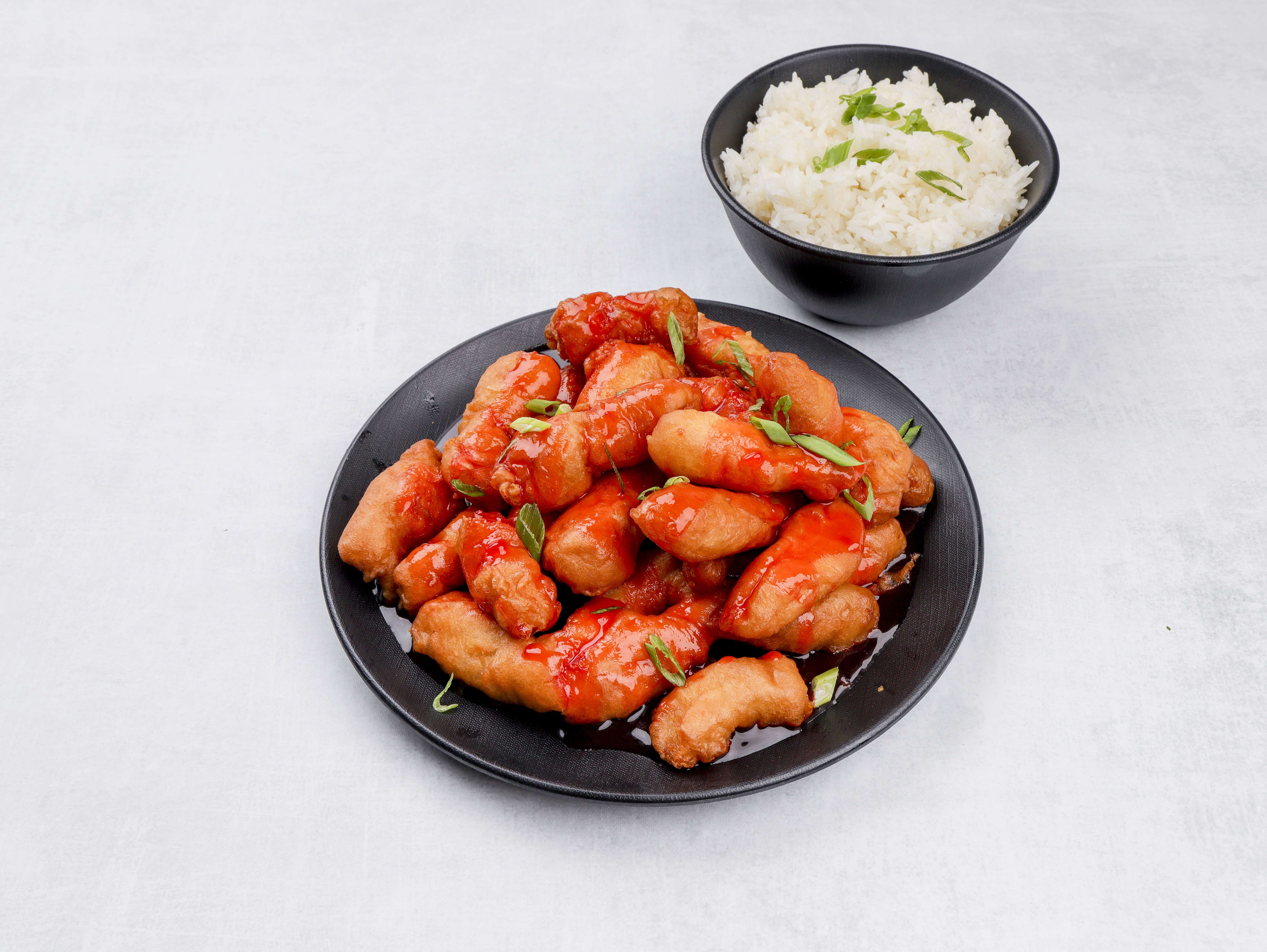 Order 65. Sweet and Sour Chicken food online from Loon Sheng store, Columbia on bringmethat.com