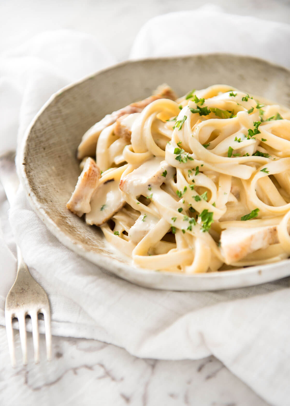 Order CHICKEN ALFREDO  food online from Alessandro's Place store, Los Angeles on bringmethat.com