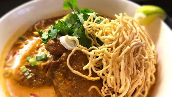 Order Chiang Mai Khao Soi Noodles ( Northern Thai Style Curry Noodles ) food online from Kiinimm Thai Restaurant store, Rockville on bringmethat.com