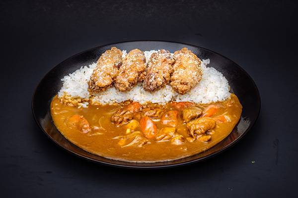 Order Goma Wing Curry Rice (ごまウイングカレーライス) food online from Goma Tei Ramen store, Honolulu on bringmethat.com
