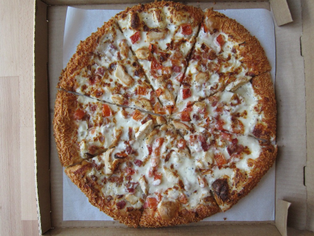 Order Tomato Bacon Ranch Slice food online from Pizzaroni store, Albany on bringmethat.com