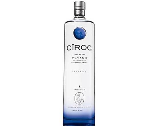 Order Ciroc, 750mL vodka (40.0% ABV) food online from Pit Stop Liquor Mart store, El Monte on bringmethat.com