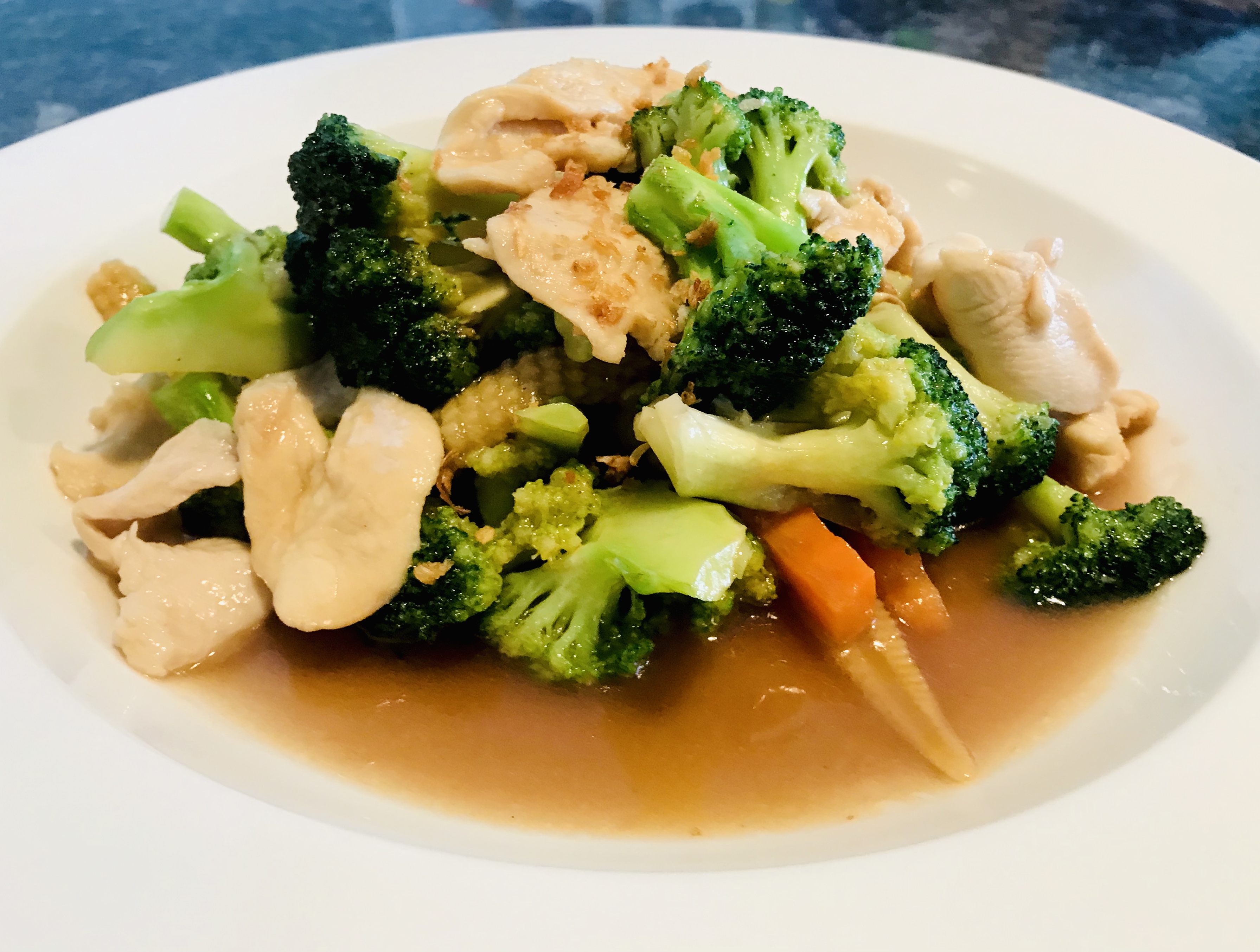 Order Broccoli and Oyster Sauce food online from Som Siam store, Guilford on bringmethat.com