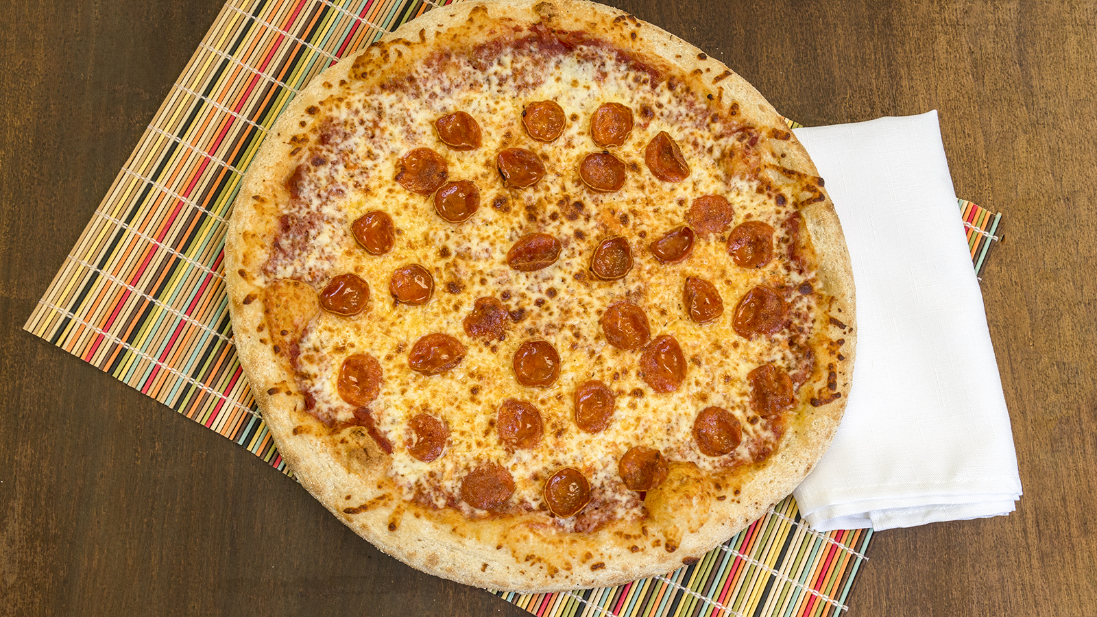 Order Medium Pizza food online from Vocelli pizza (arlington, clarendon) store, Arlington on bringmethat.com