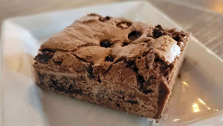 Order Chocolate Chip Brownie food online from MidiCi The Neapolitan Pizza Company store, Orem on bringmethat.com