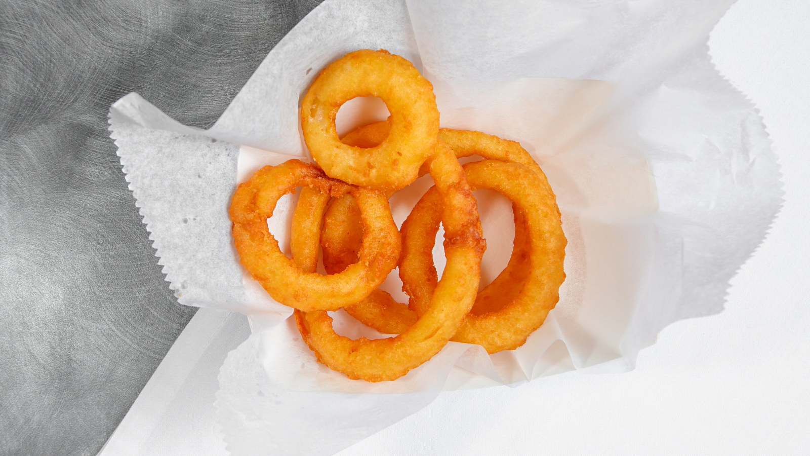 Order Large Onion Rings food online from K&T Fish & Chicken store, Pittsburgh on bringmethat.com